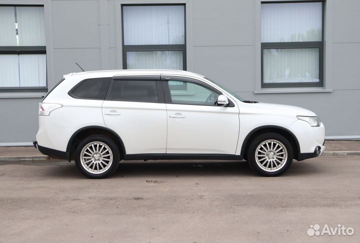 Mitsubishi Outlander 2.0 CVT, 2014, 210 532 км