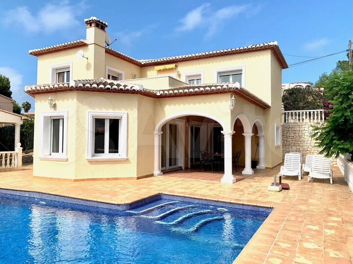 Дом 250 м² на участке 1100 м² (Испания)