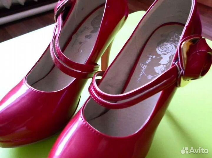 Новые туфли 38 р