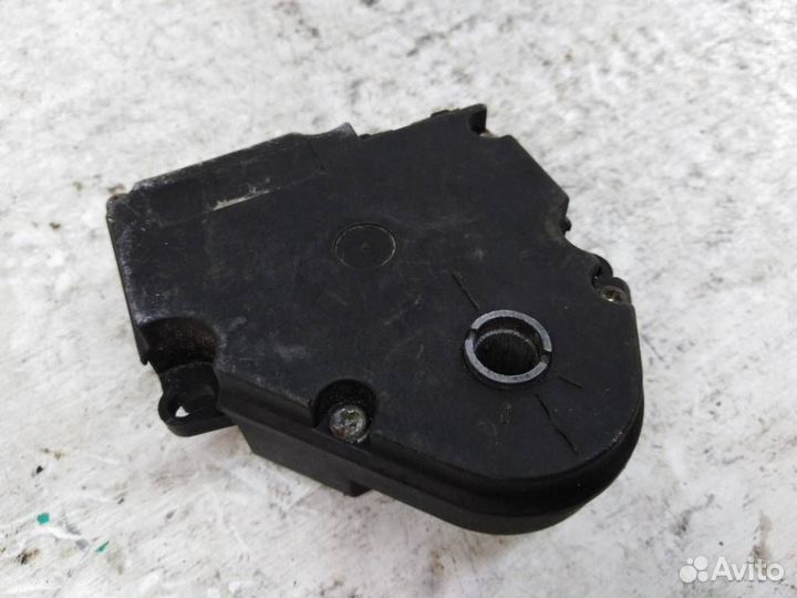 Моторчик заслонки печки