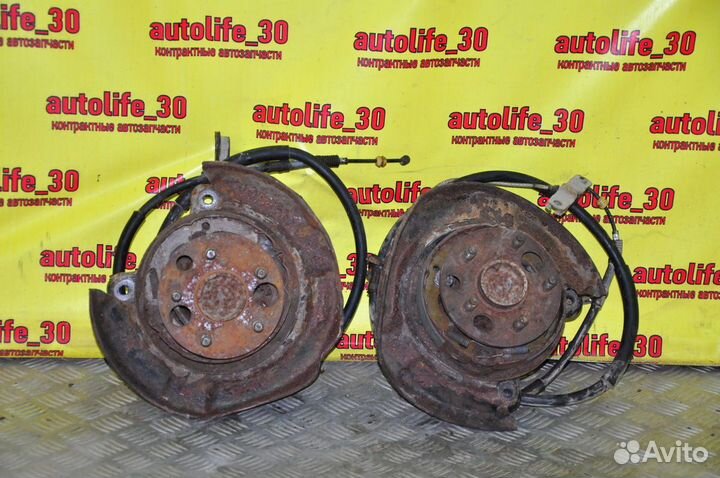 Поворотный кулак задний Toyota Carina ED ST202