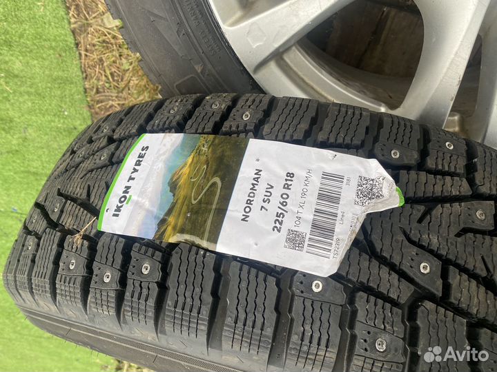 Ikon Tyres Nordman 7 225/60 R18 104T