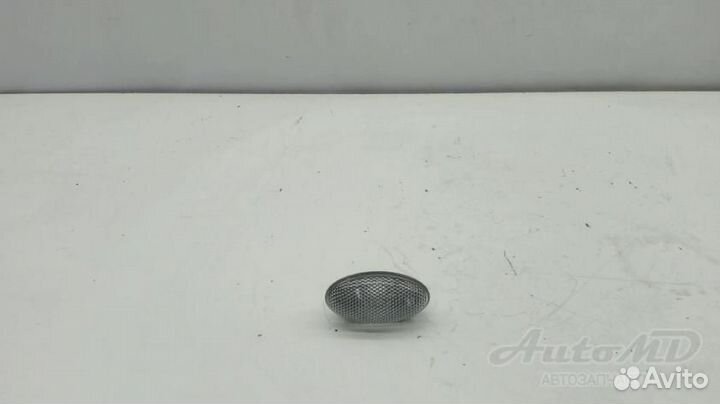 Повторитель поворота на крыло Citroen Berlingo