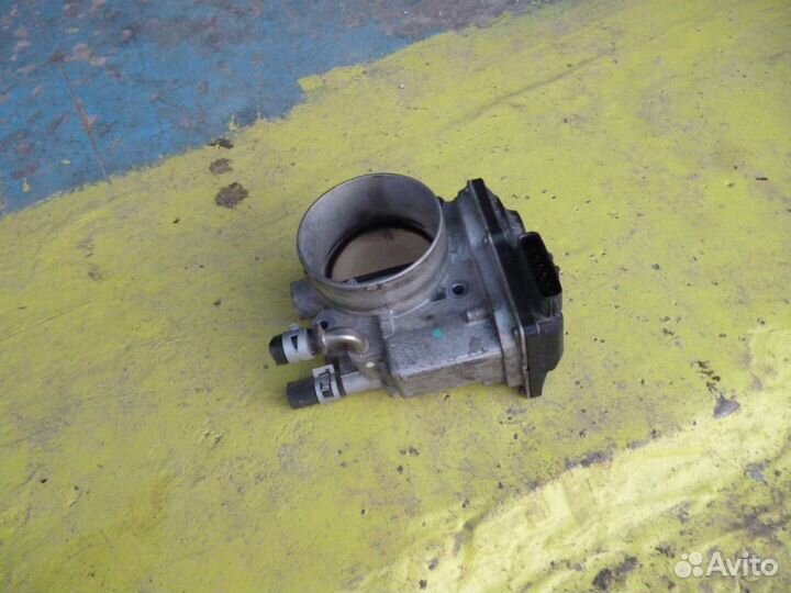 Дроссельная заслонка 22030-0P050 3.5 Toyota Lexus