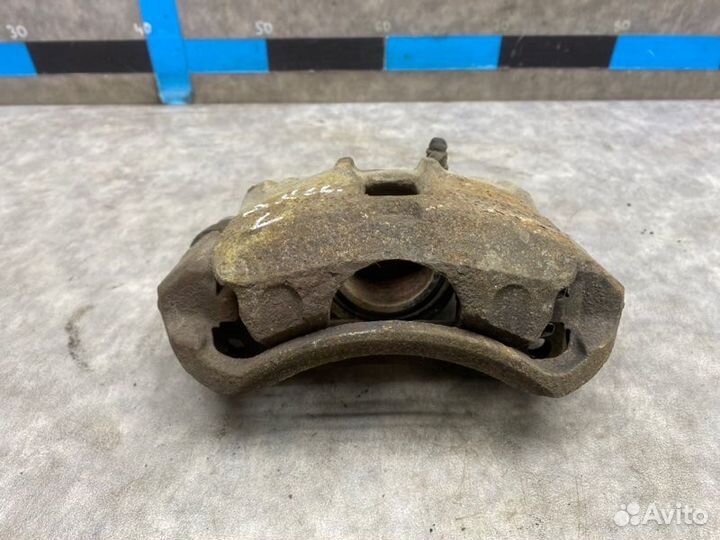 Суппорт передний левый Hyundai Accent 2 1.5 G4EC