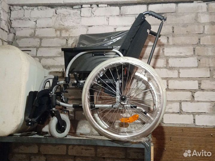 Инвалидная коляска