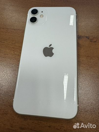 iPhone 11, 64 ГБ