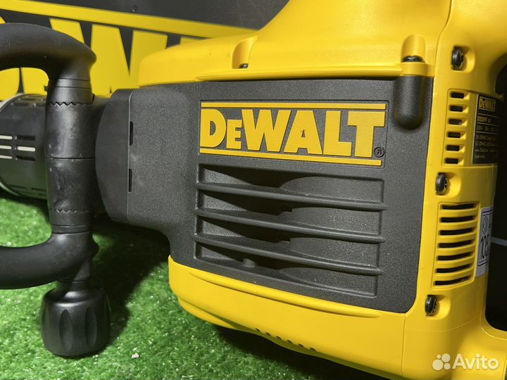 Отбойный молоток dewalt D25899K