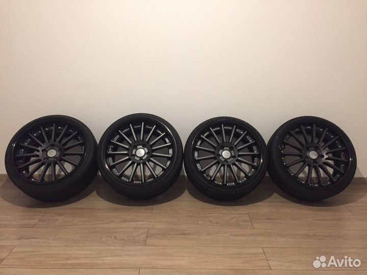 Work Gnosis GR201, R19, разношир с 255/30, 215/35