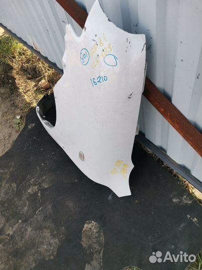 Крыло переднее левое Toyota Sienta NCP81