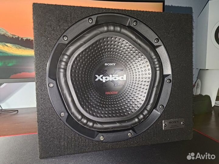 Сабвуфер Sony Xplod 1800W