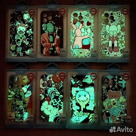 Светящийся чехол на iPhone 13 Pro Luxo