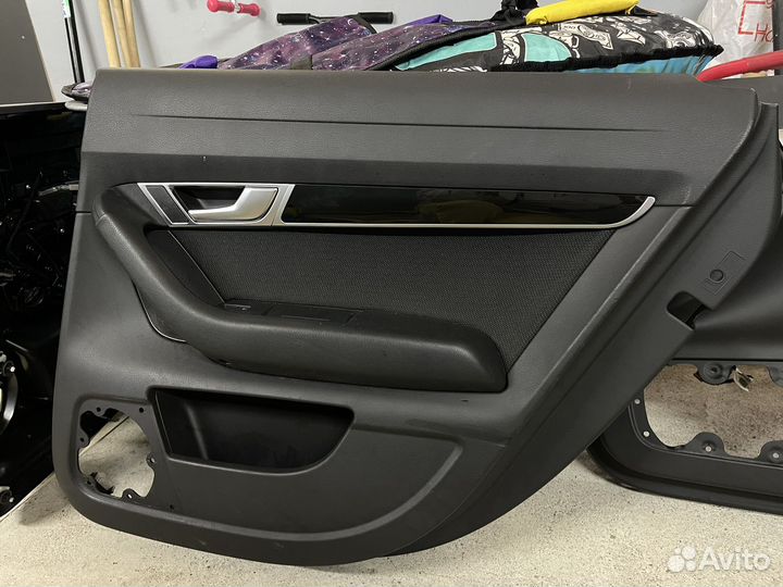 Обшивки двери Audi A6C6 рестайлинг