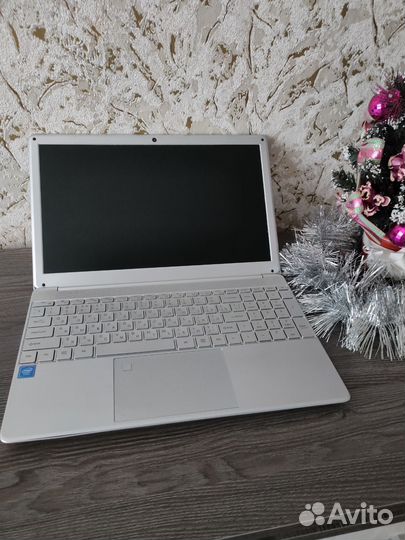 Ноутбук озу 8gb/i3-5005u/ssd/ips full hd