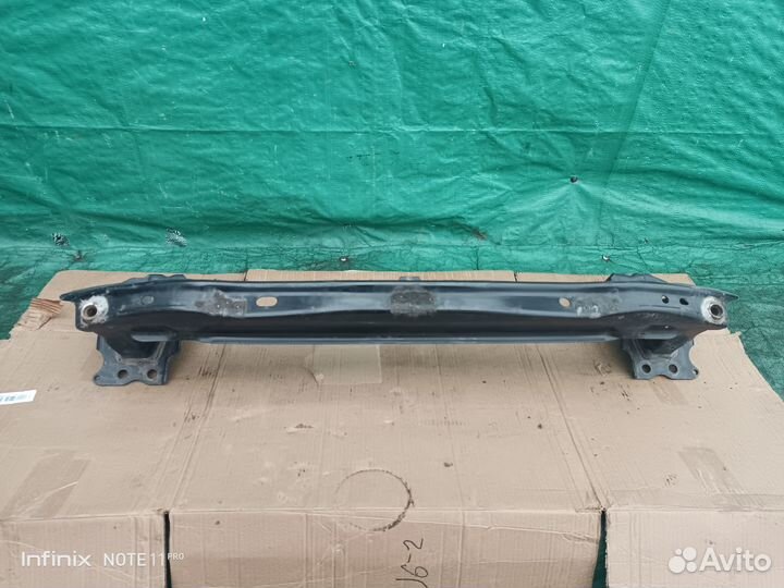 Усилитель переднего бампера Porsche Cayenne 2006 г