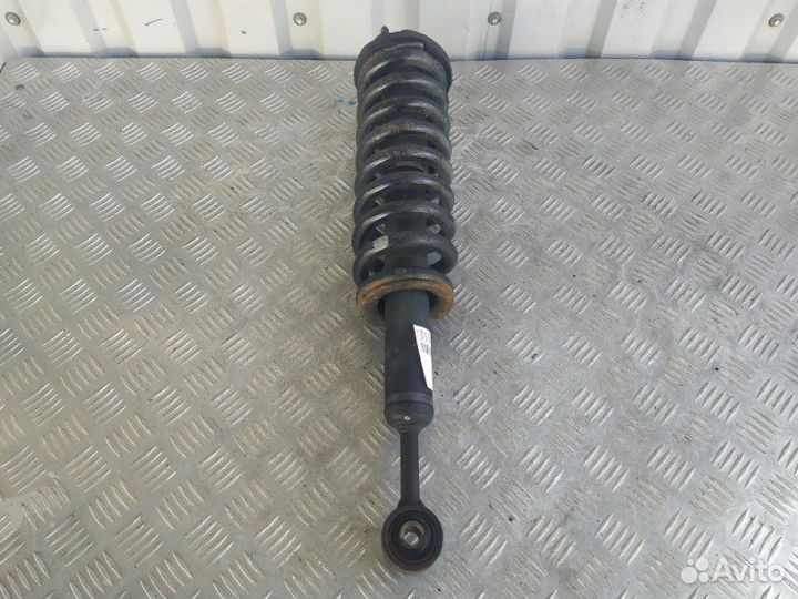 Амортизатор подвески передний правый Toyota Prado