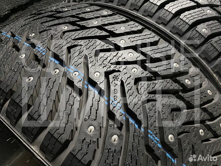 Nokian Tyres Nordman 8 SUV 235/65 R17 108T