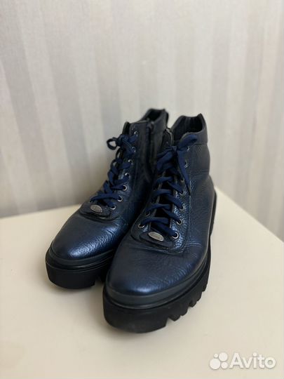 Ботинки женские 39