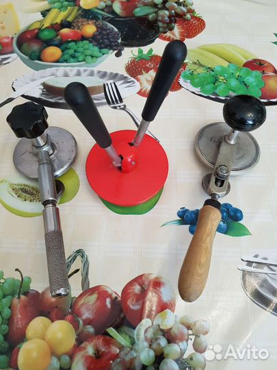 Закаточная машинка для стеклянных банок