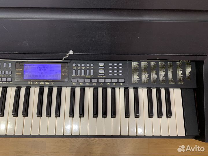 Электронное пианино мк-933