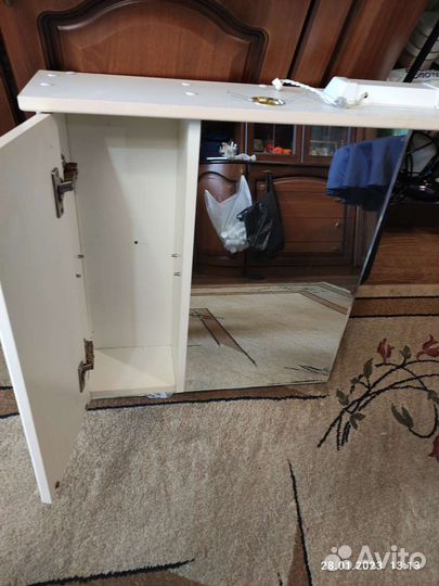 Зеркальный шкаф в ванную с подсветкой