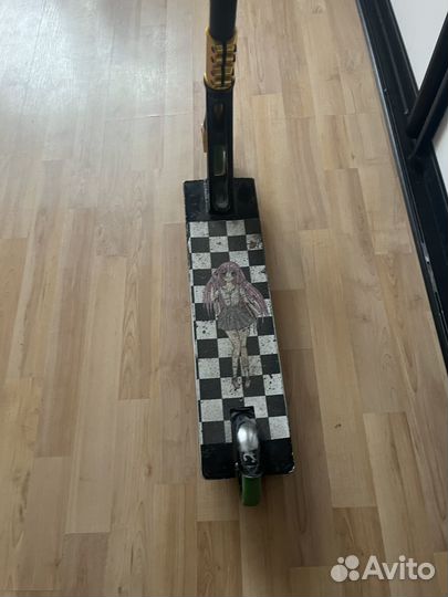 Трюковой самокат кастом стрит