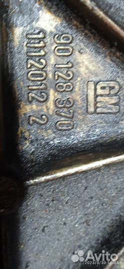 Клапанная крышка Opel Ascona, Opel Kadett