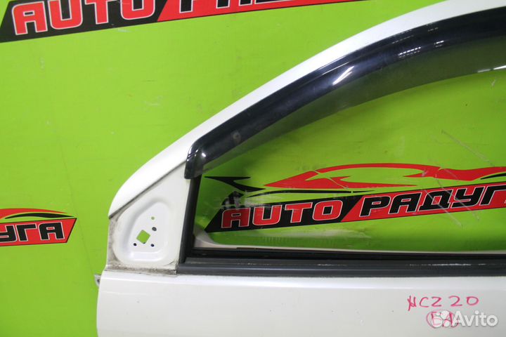 Дверь toyota NCZ20,NCZ25 raum