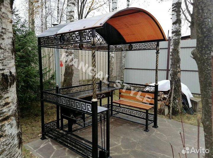 Беседка с мангалом