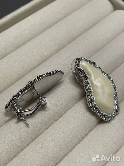 Акцентные серьги