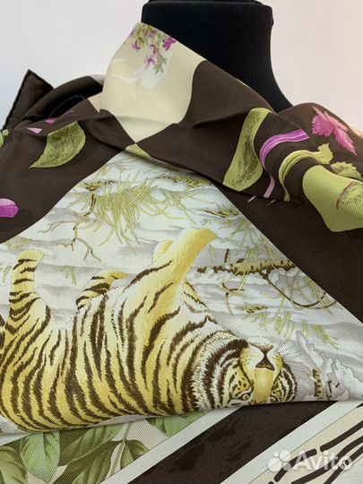 Salvatore ferragamo платок оригинал