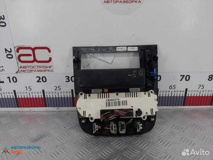 Рамка под магнитолу Mercedes-Benz M-Класс