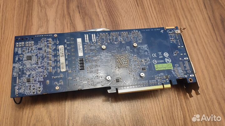 Видеокарта GigaByte GV-R6870C-1GD