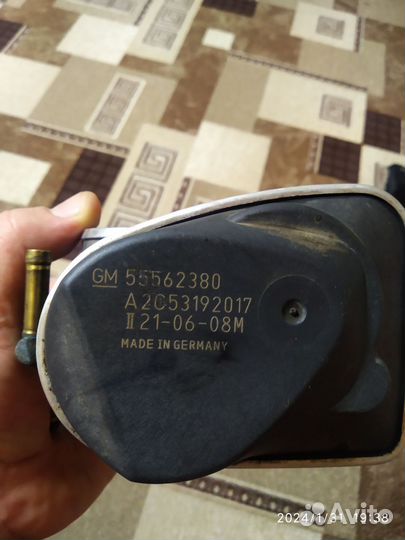 Дроссельная заслонка Опель Зафира Б 2008г. Z18XER