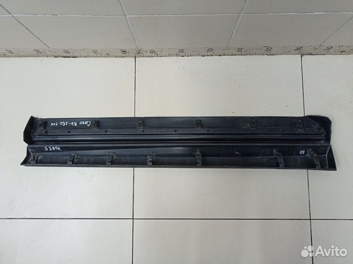 Молдинг двери передней левой Lexus RX