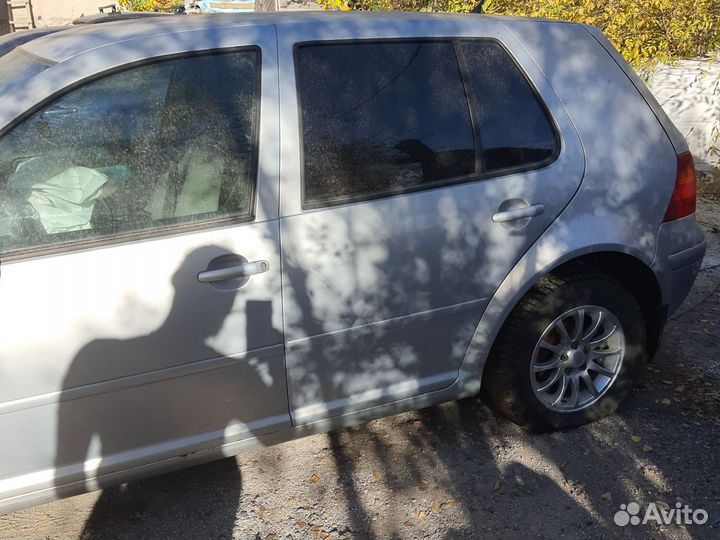 Гольф 4 по болтикам