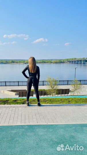 Персональный тренер тренажерного зала