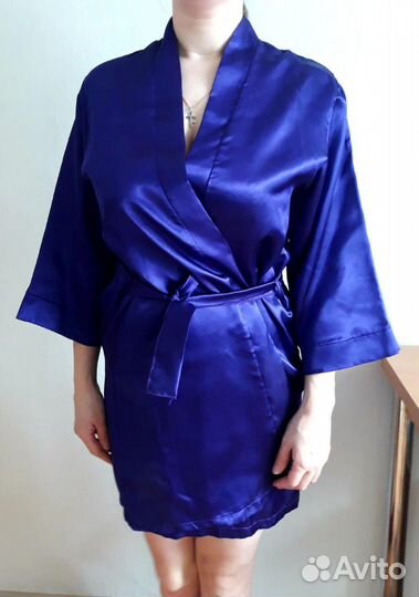 Шелковый халат женский