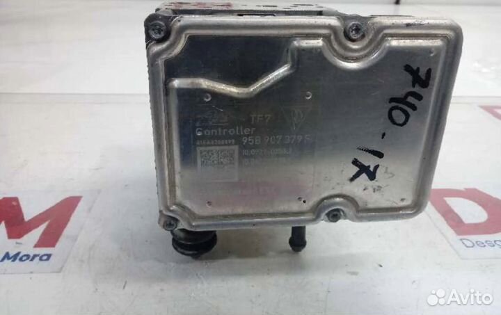 Блок абс 95B614517 Porsche Macan 2014 - 2018 года