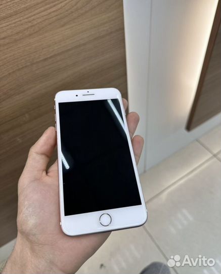 iPhone 7 Plus, 32 ГБ