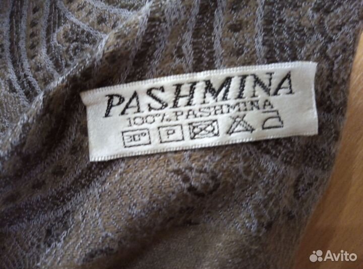 Женские легкие шарфы