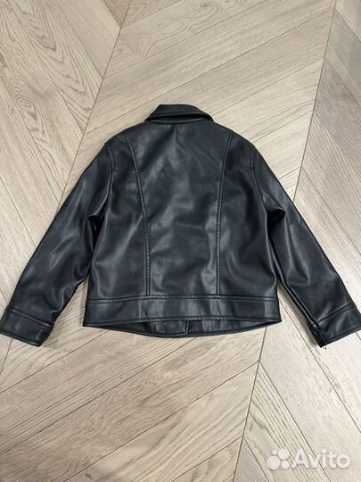 Кожаная куртка Zara, р.110
