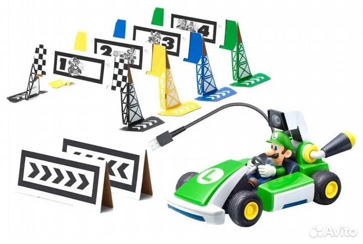 Mario Kart Live: Home Circuit – Luigi Set (Новый)