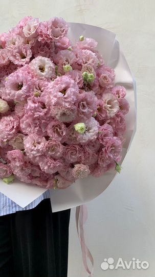 Монобукет из пушистой эустомы с доставкой