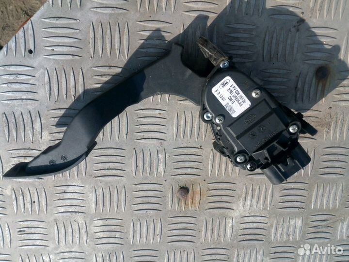 Педаль газа Форд Фьюжен