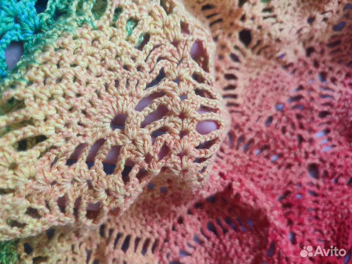 Вязаный платок, шаль