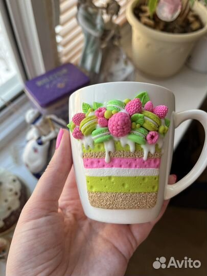 Кружка / чашка с декором из полимерной глины