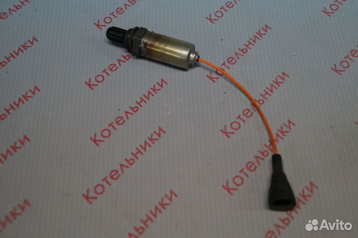 Nissan 22690-81N00 Датчик кислородный