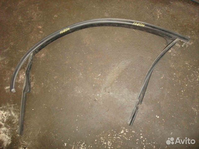 Уплотнитель VW Jetta V 2005-2011