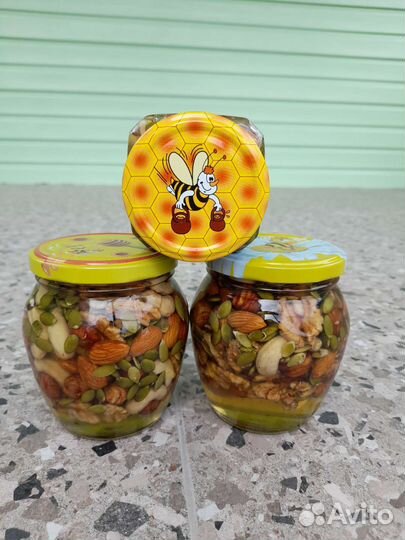 Орехи в мёде